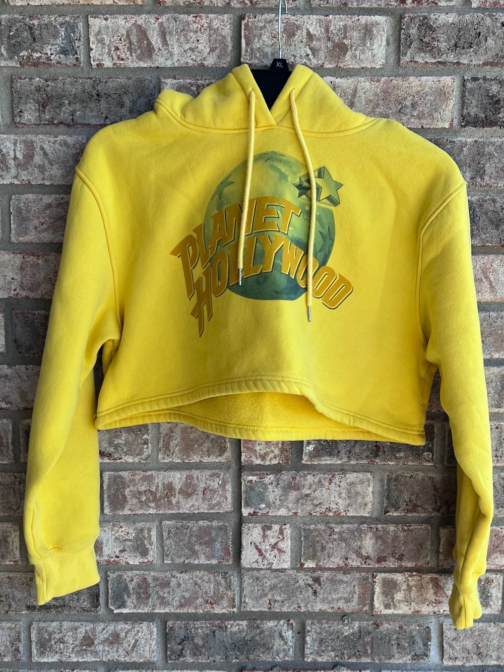 🍒💣 Y2K Planet Hollywood cropped hoodie